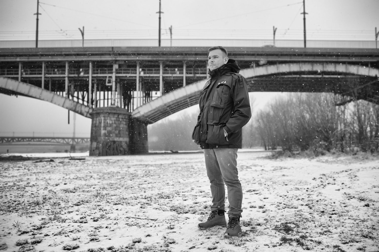 Zdjęcie 7 Roch przy moście Poniatowskiego przed koncertem Fotoreportaż Roch Poliszczuk